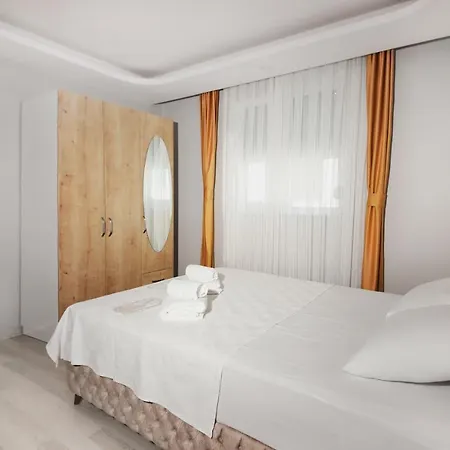Hotel Adam Apart *