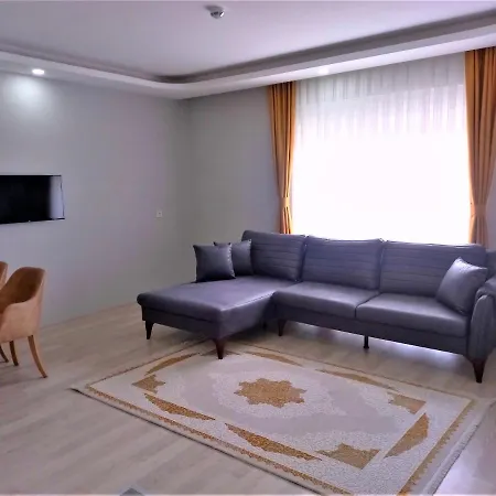 Adam Apart * アンタルヤ