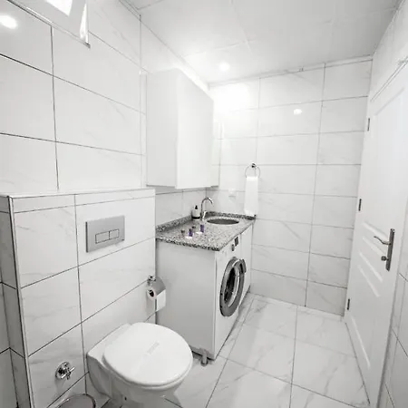 ホテル Adam Apart *